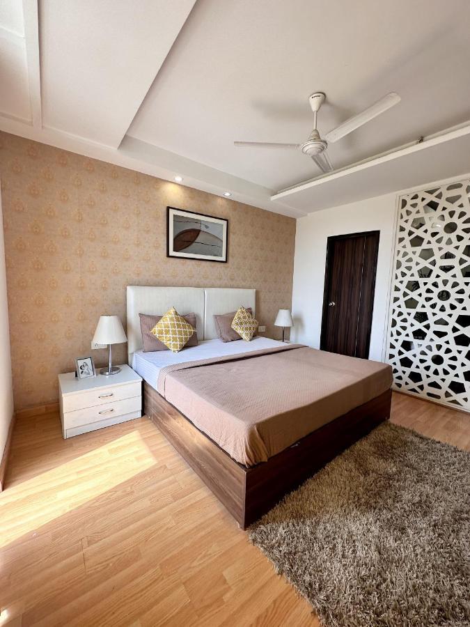 Flamingo Hotel Sector 67 I Studio Rooms I גורגאון מראה חיצוני תמונה