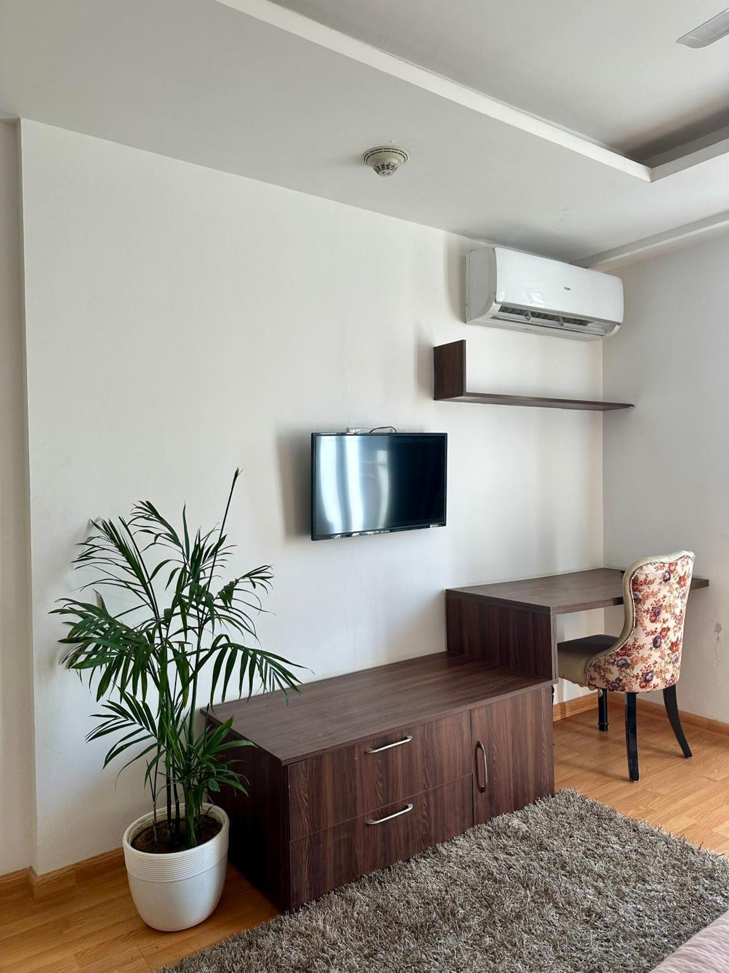 Flamingo Hotel Sector 67 I Studio Rooms I גורגאון מראה חיצוני תמונה